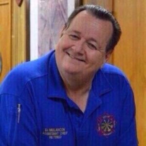 Meet your Posher, Dennis